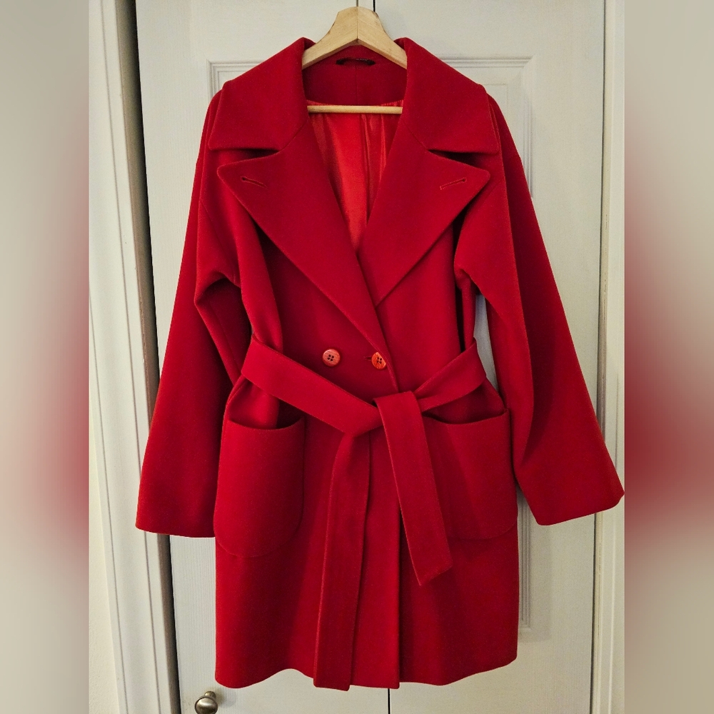 Cashmere/ Wool Belted Coat In Red Color